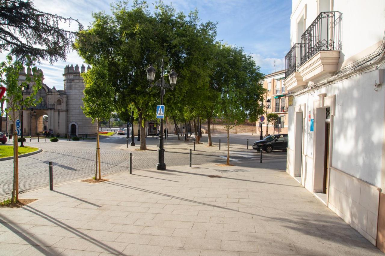Alojamientos Puerta Palma Con Vistas Y Parking Badajoz Exteriér fotografie